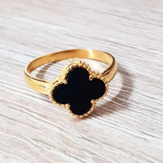 Clover Ring Black (Adjustable)
