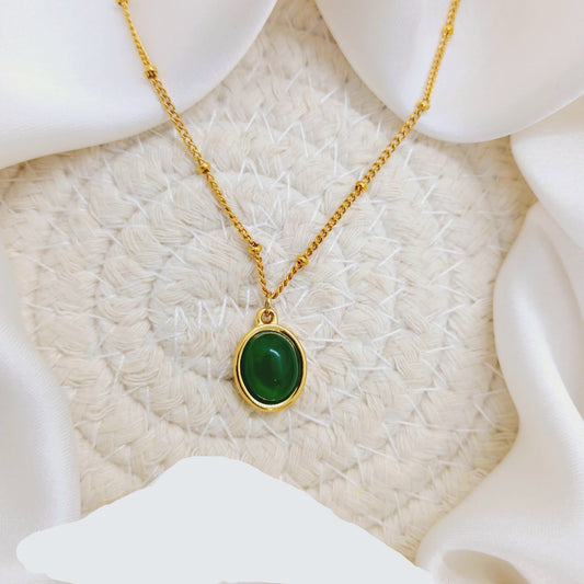 Zeenat Pendant Necklace