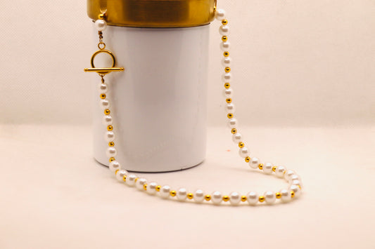 White Pearls Necklace