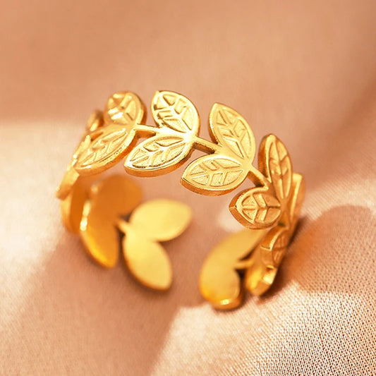Small Leaves Adjustabel Ring