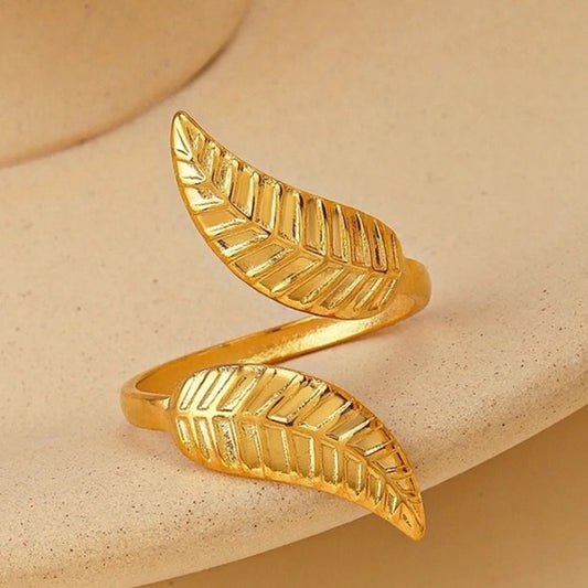 Golden Leaf Wrap Ring (Adjustable)