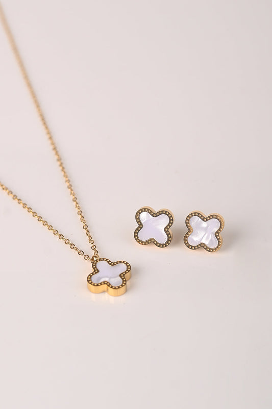 Clover Necklace Set White