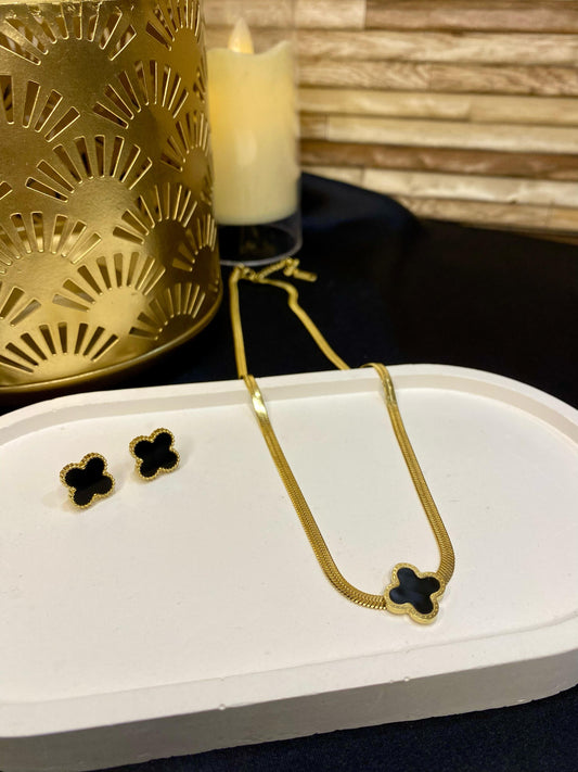 Clover Snake Chain Necklace & Earrings Duo