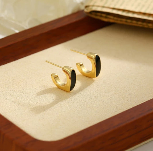 Kiki earrings