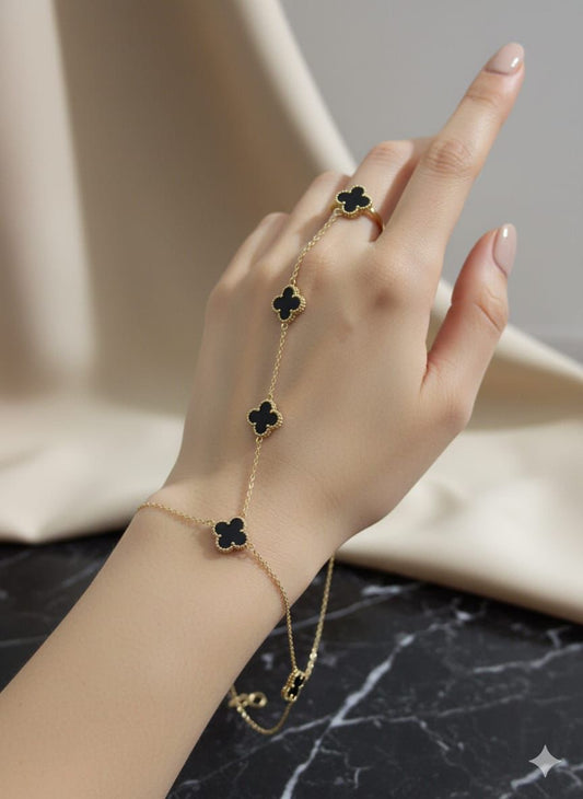 Clover Ring Bracelet (Black)
