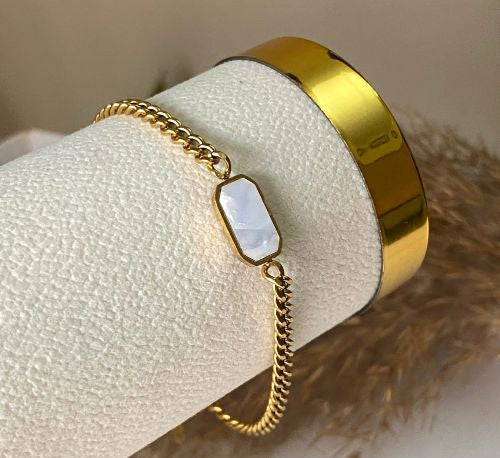 Premium Onyx white Bracelet