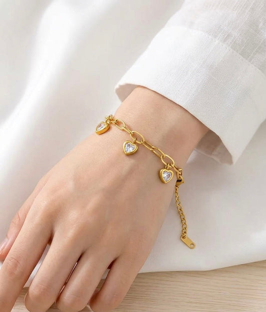 Dangling Pave Diamond Heart Charm Bracelet