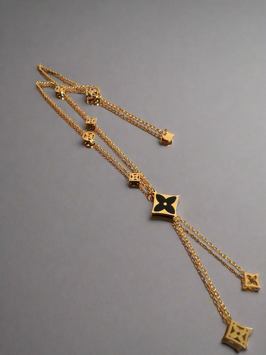 Four Petals Drop Necklace (Black)