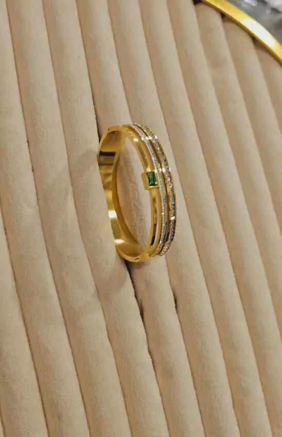 Turkish Elegance Emerald Bangle
